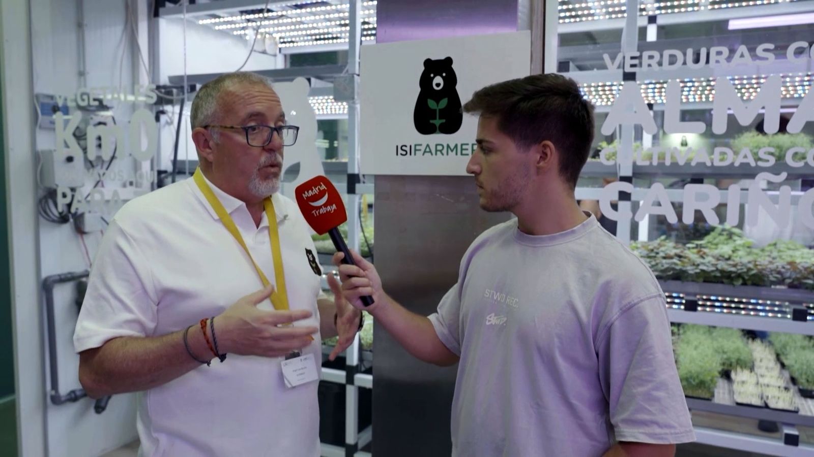 Isifarmer: el huerto vertical que cultiva emprendedores en pleno corazón de Madrid