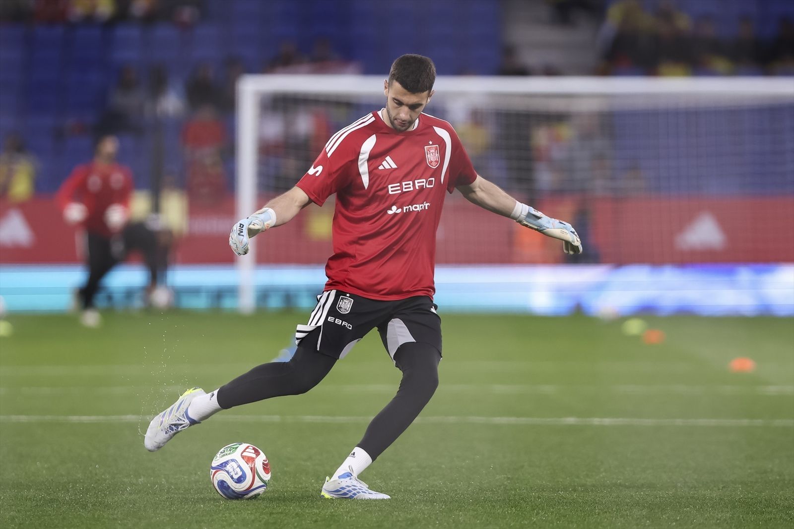 Joan García en el partido amistoso de la Selección Española contra Egipto en Cornellá