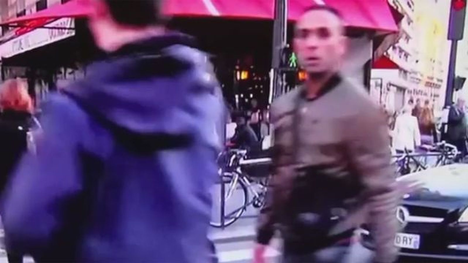 Una cámara capta la imagen del terrorista Abdeslam un día antes de los atentados