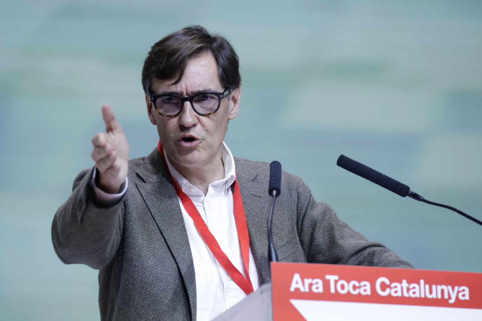 El PSC ganaría las elecciones en Cataluña, pero no tendría asegurado gobernar según los sondeos