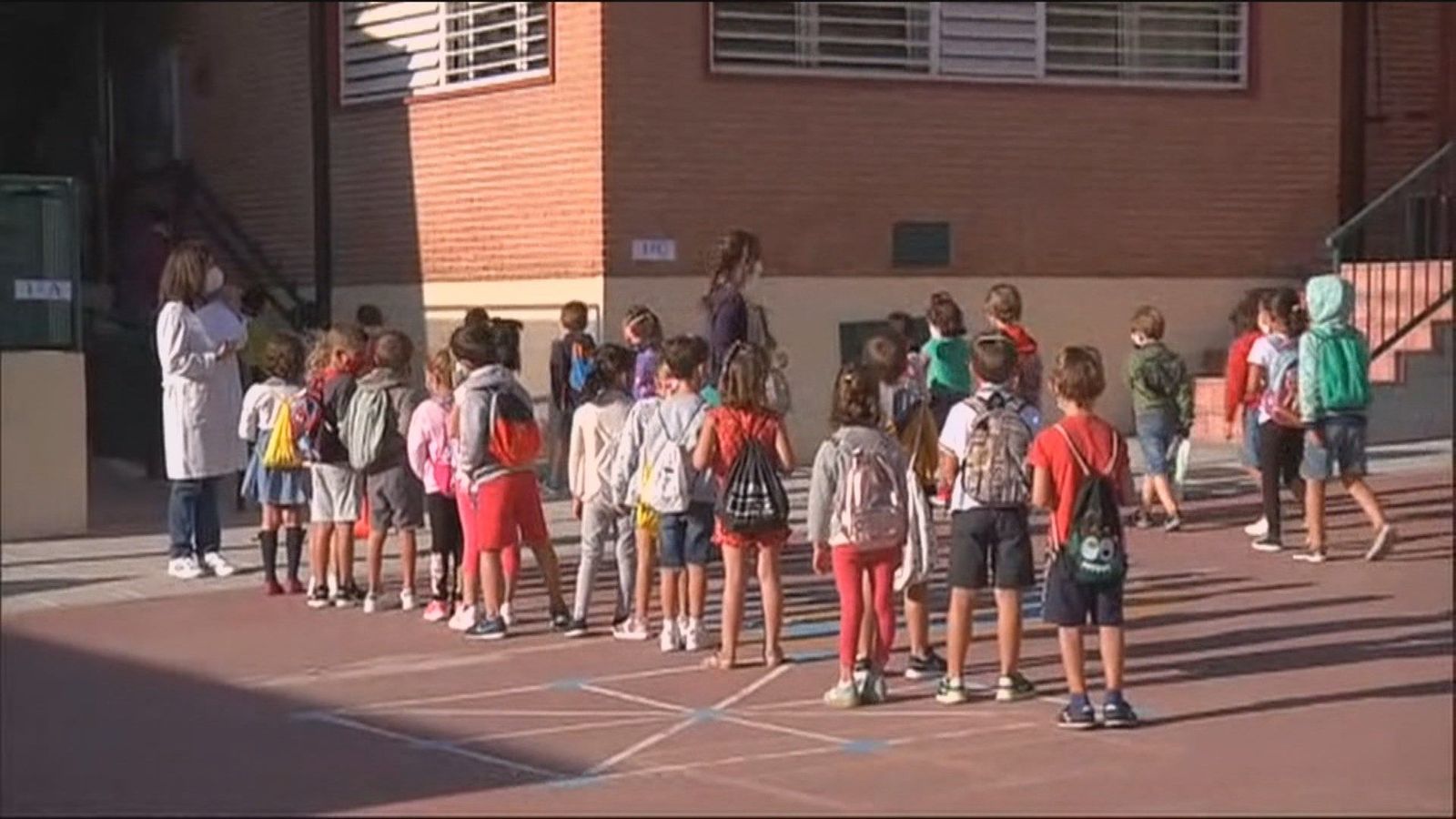 La Comunidad abrirá los colegios públicos en días no lectivos a partir de 2024