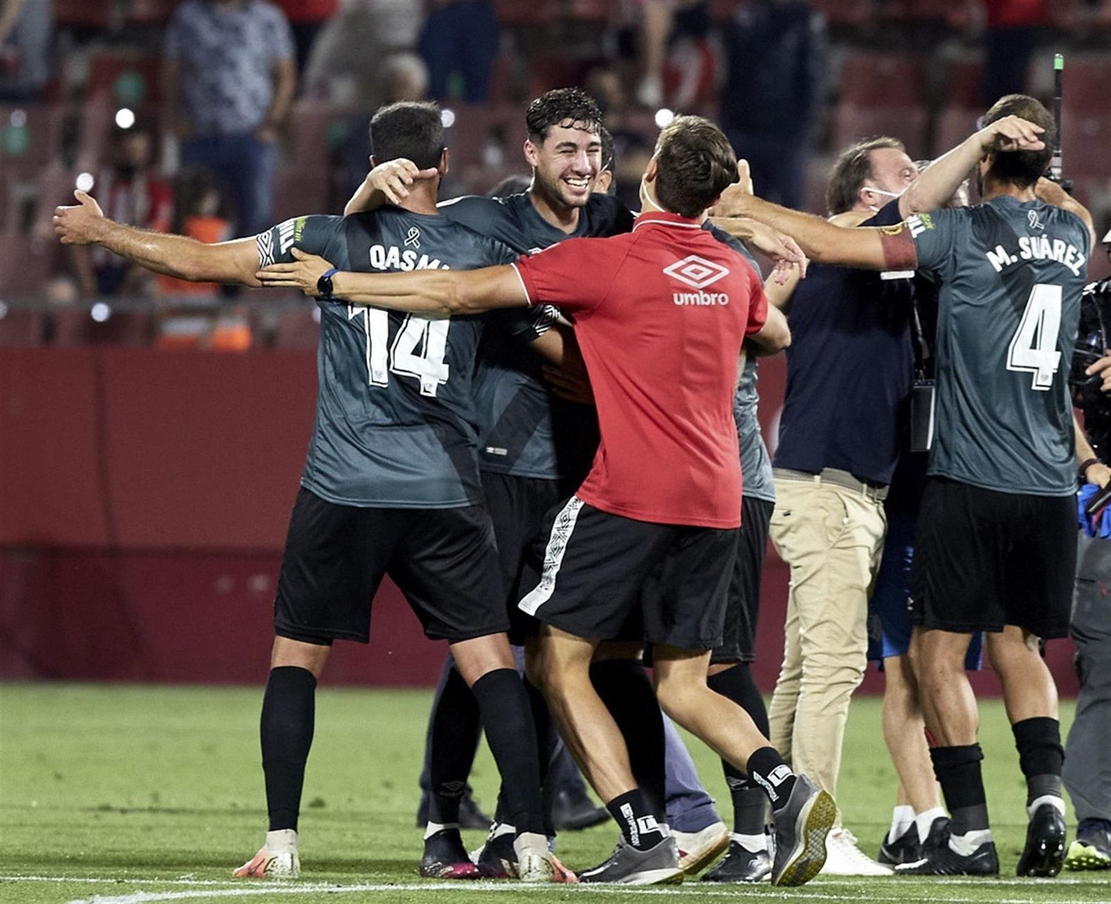 Vallecas celebra el ascenso del Rayo a Primera