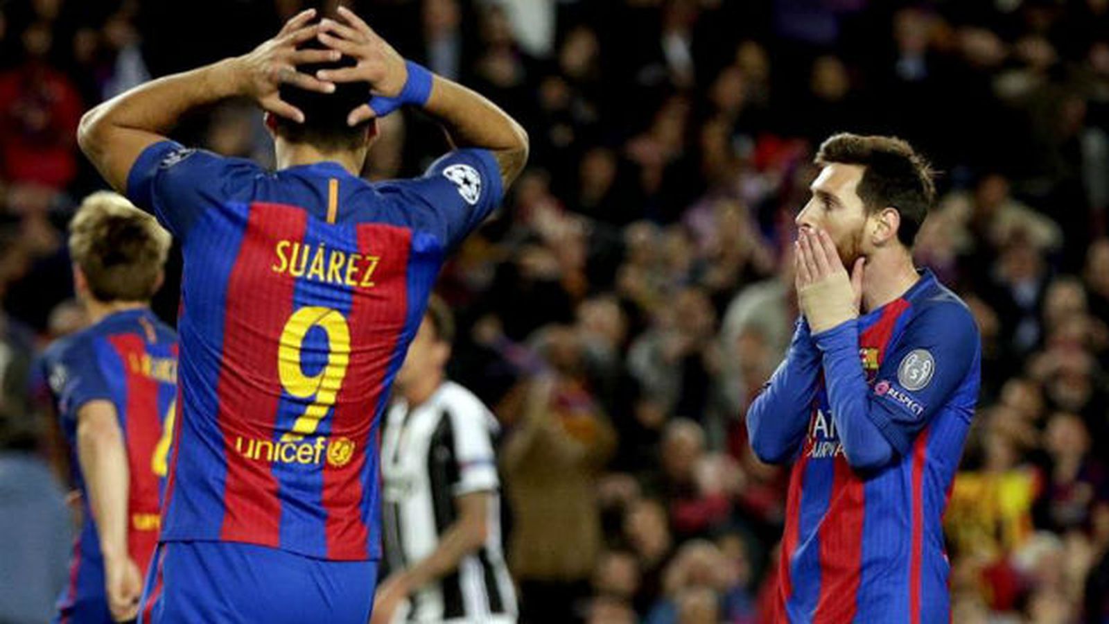 suarez-messi1904.jpg