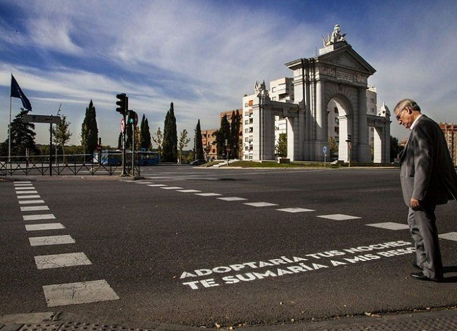 Último 'verso al paso': 1.100 poemas pintados en la ciudad de Madrid
