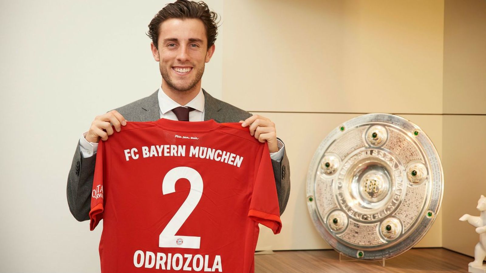 El Real Madrid cede a Odriozola al Bayern