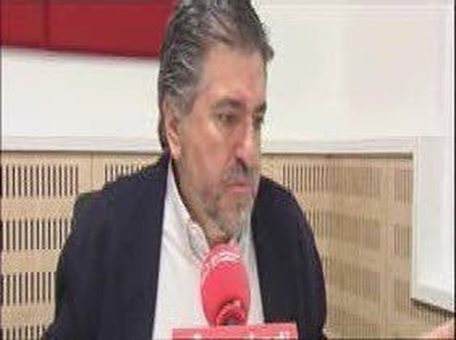 Eguiguren: la prioridad es la paz y si el PP "no nos deja hacer", deberíamos romper el acuerdo