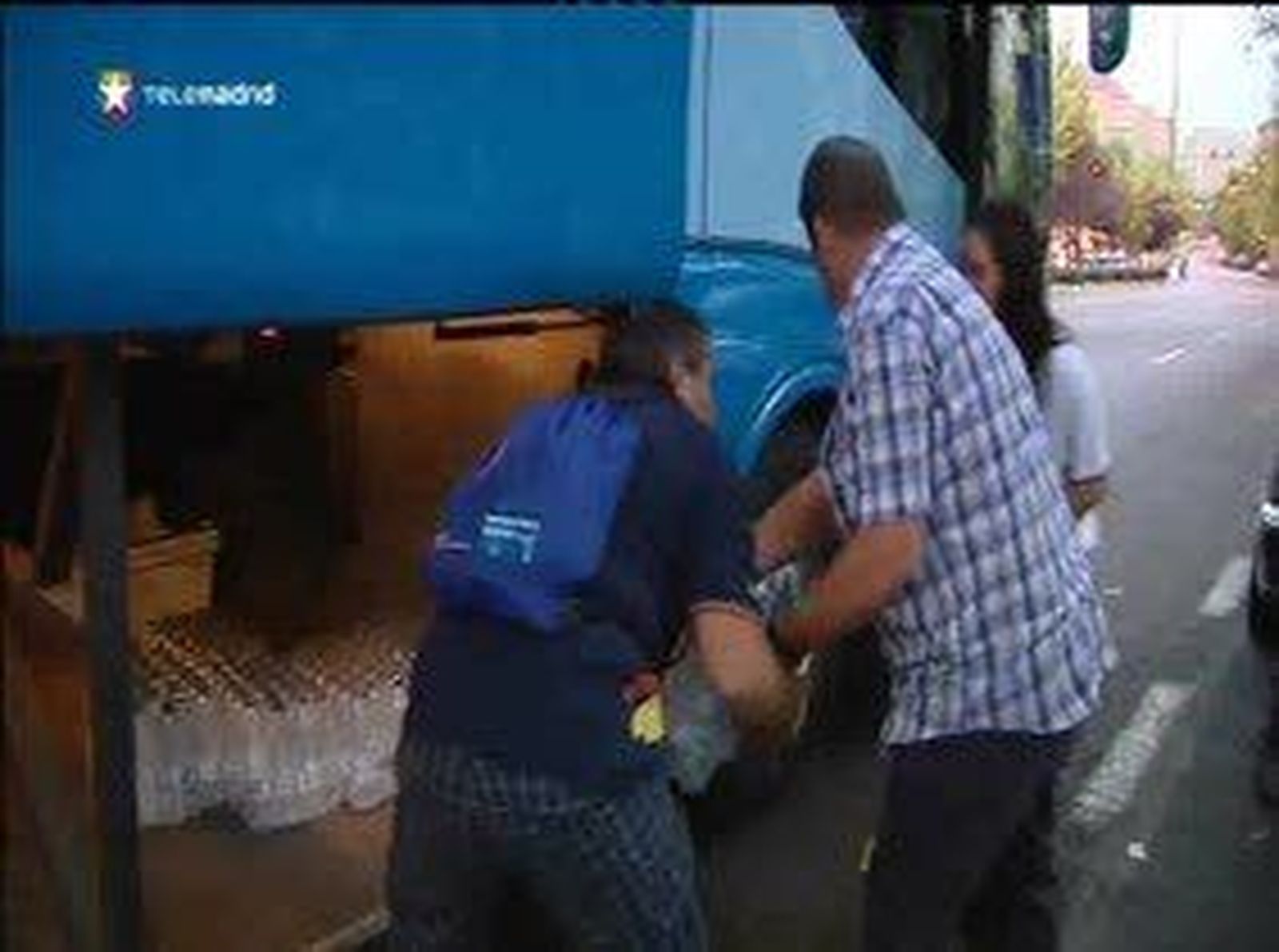 Víctimas del terrorismo piden la dimisión del  ministro del Interior por el 'caso Bolinaga'