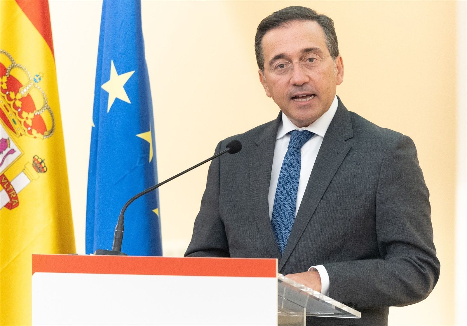 Albares dice que Marruecos ha garantizado que frenará cualquier nuevo intento de entrada masiva en Ceuta