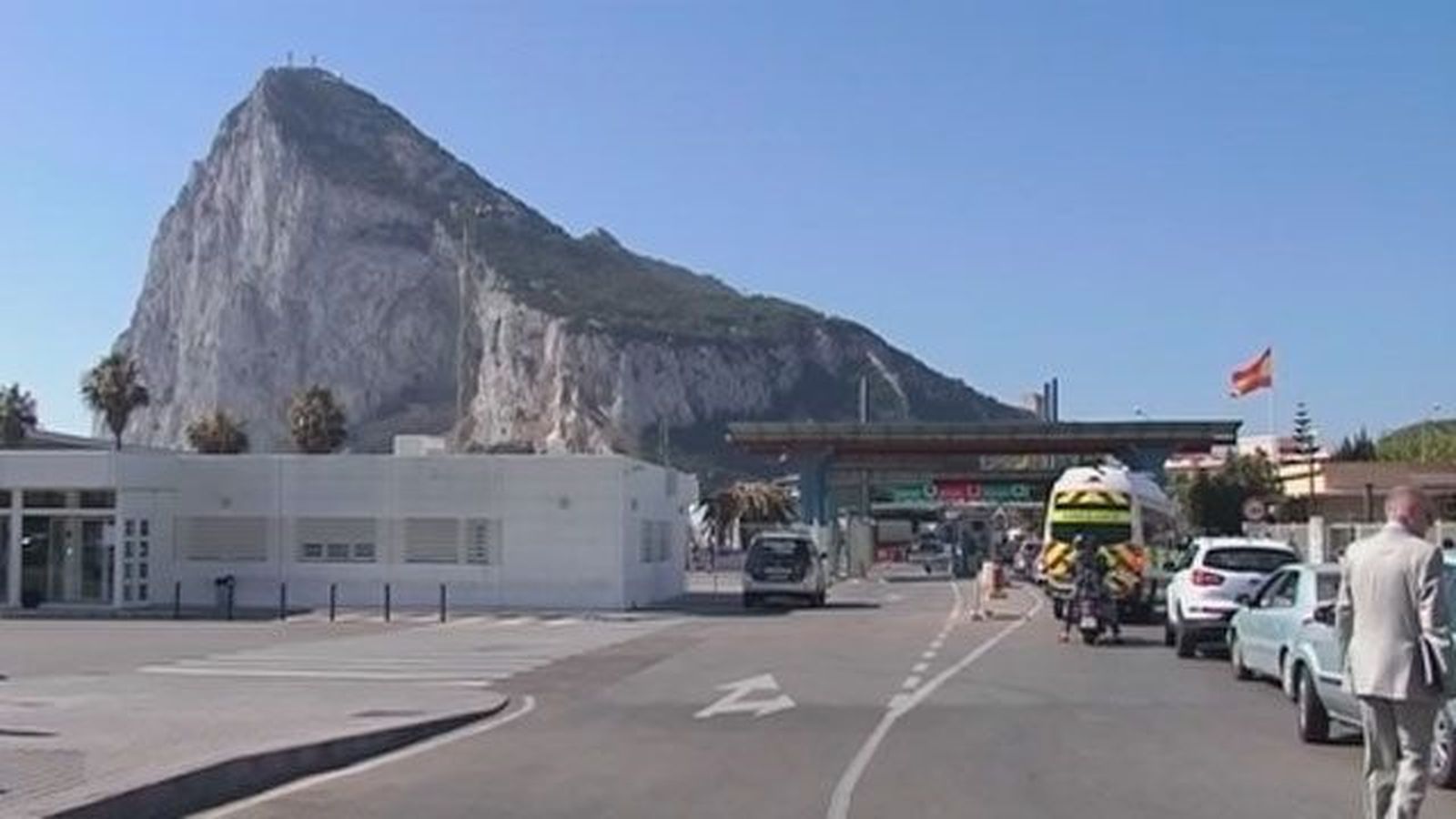 Malestar en el Gobierno por la visita de David Cameron a Gibraltar