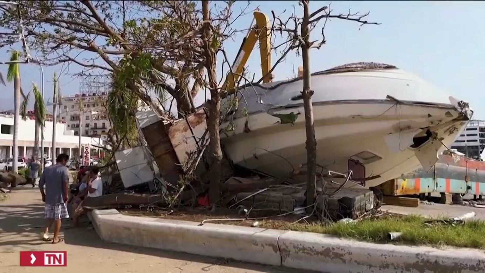 48 muertos tras el paso del huracán Otis por Méjico
