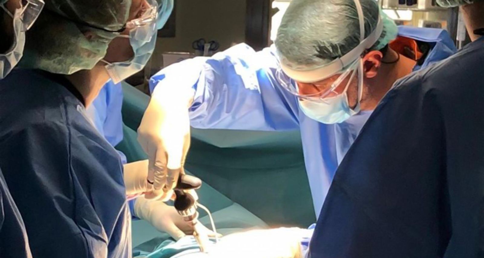 La Unidad de Columna del Gregorio Marañón, acreditada  como centro de formación en cirugía vertebral compleja