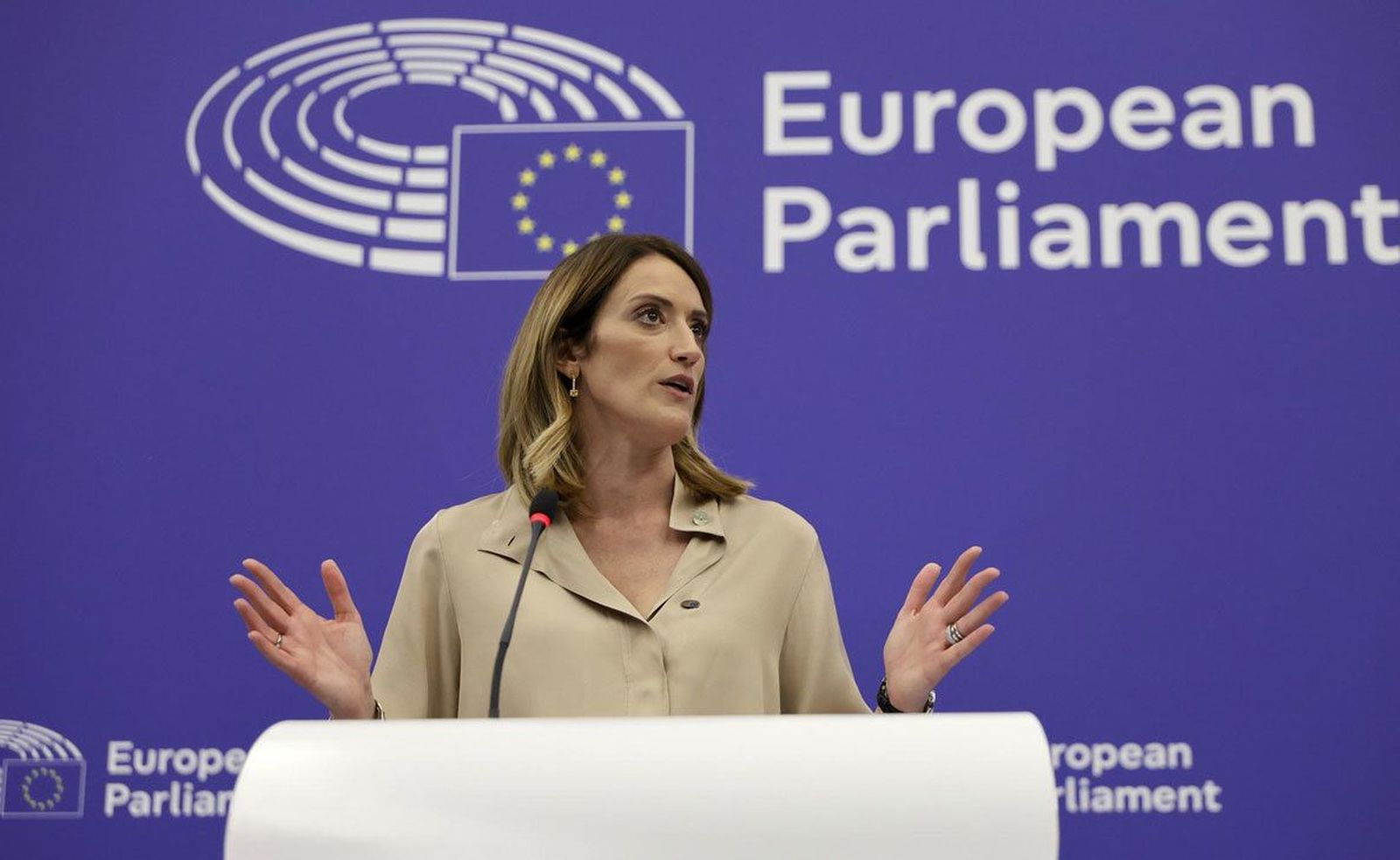 La Eurocámara reelige a la conservadora Roberta Metsola como su presidenta para dos años y medio más