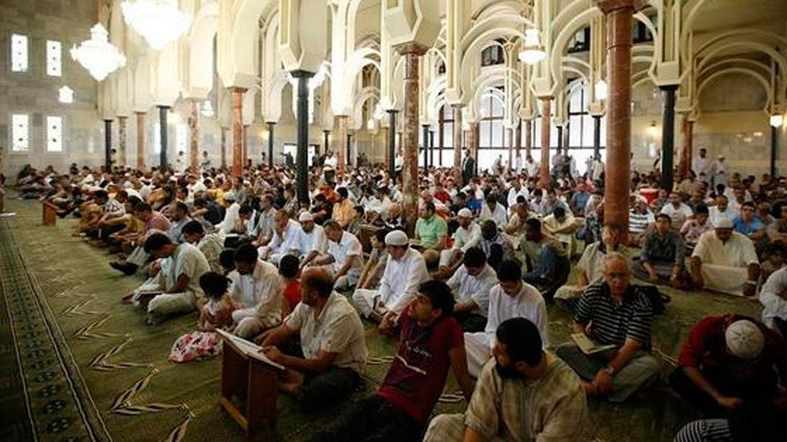 Casi dos millones de musulmanes en España comienzan el ayuno del Ramadán