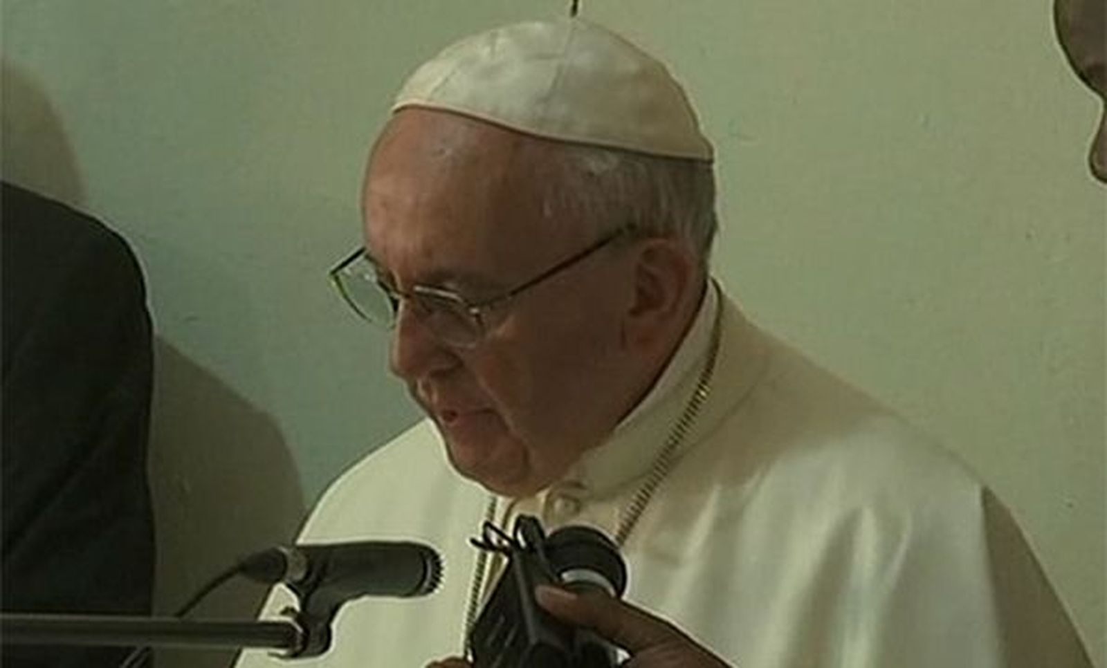 El Papa visita la mezquita de Bangui para pedir paz entre cristianos y musulmanes