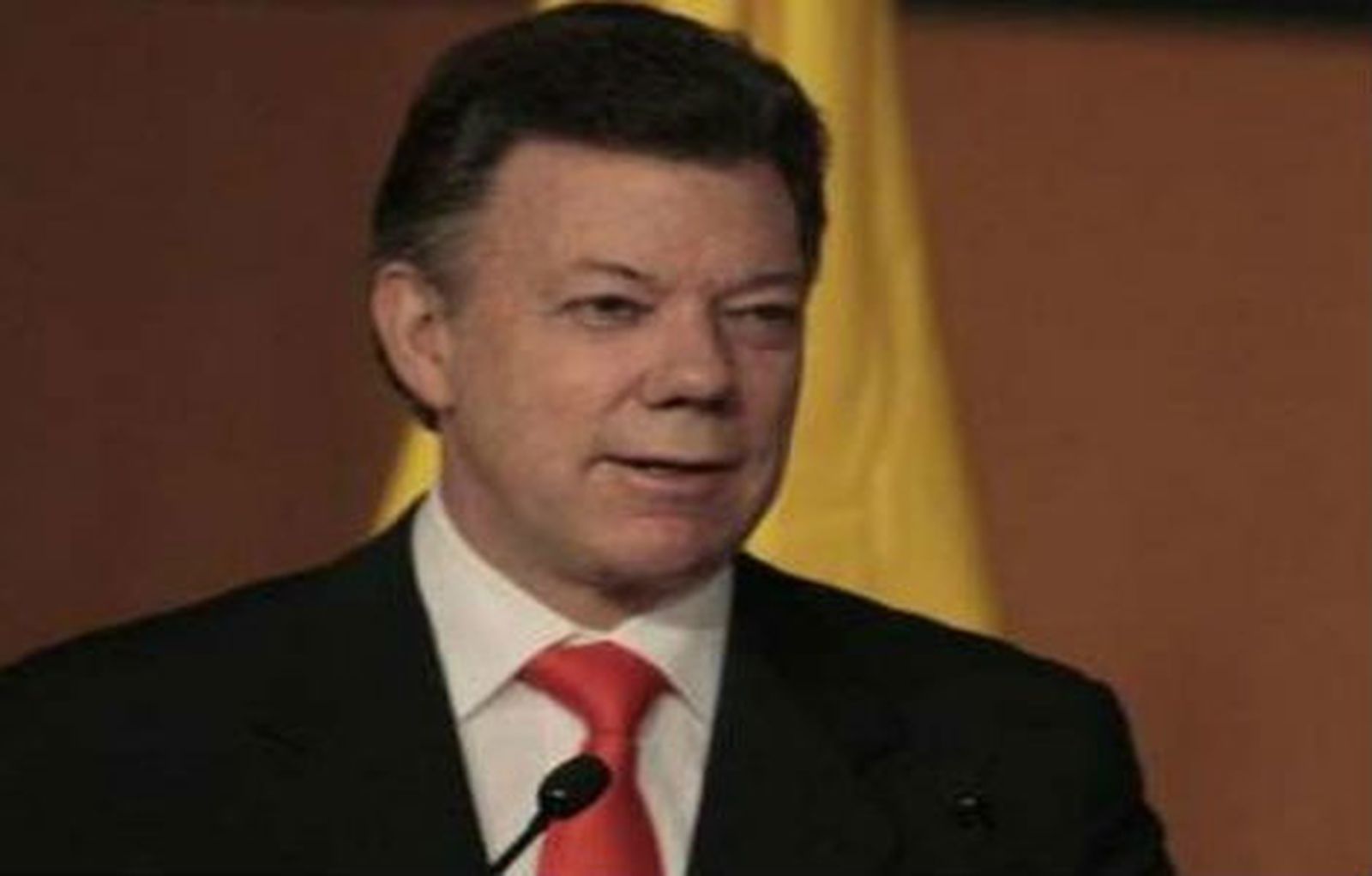 El presidente de Colombia confirma el inicio de diálogos con las FARC