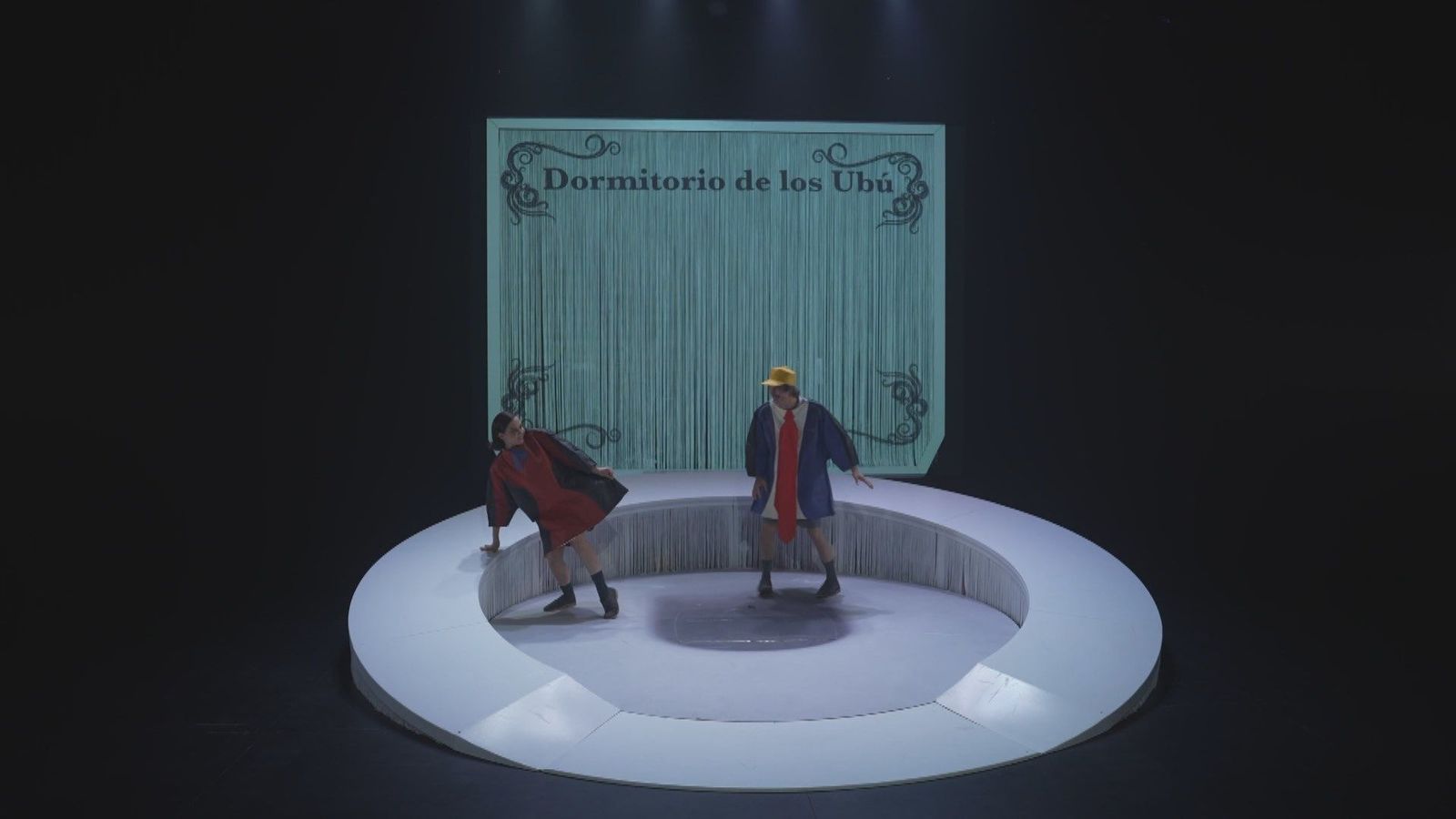 'Ubú' lleva la sátira política y el absurdo a Nave 10 Matadero
