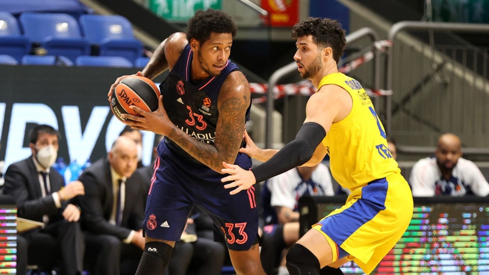 Thompkins ante el Maccabi Tel Aviv