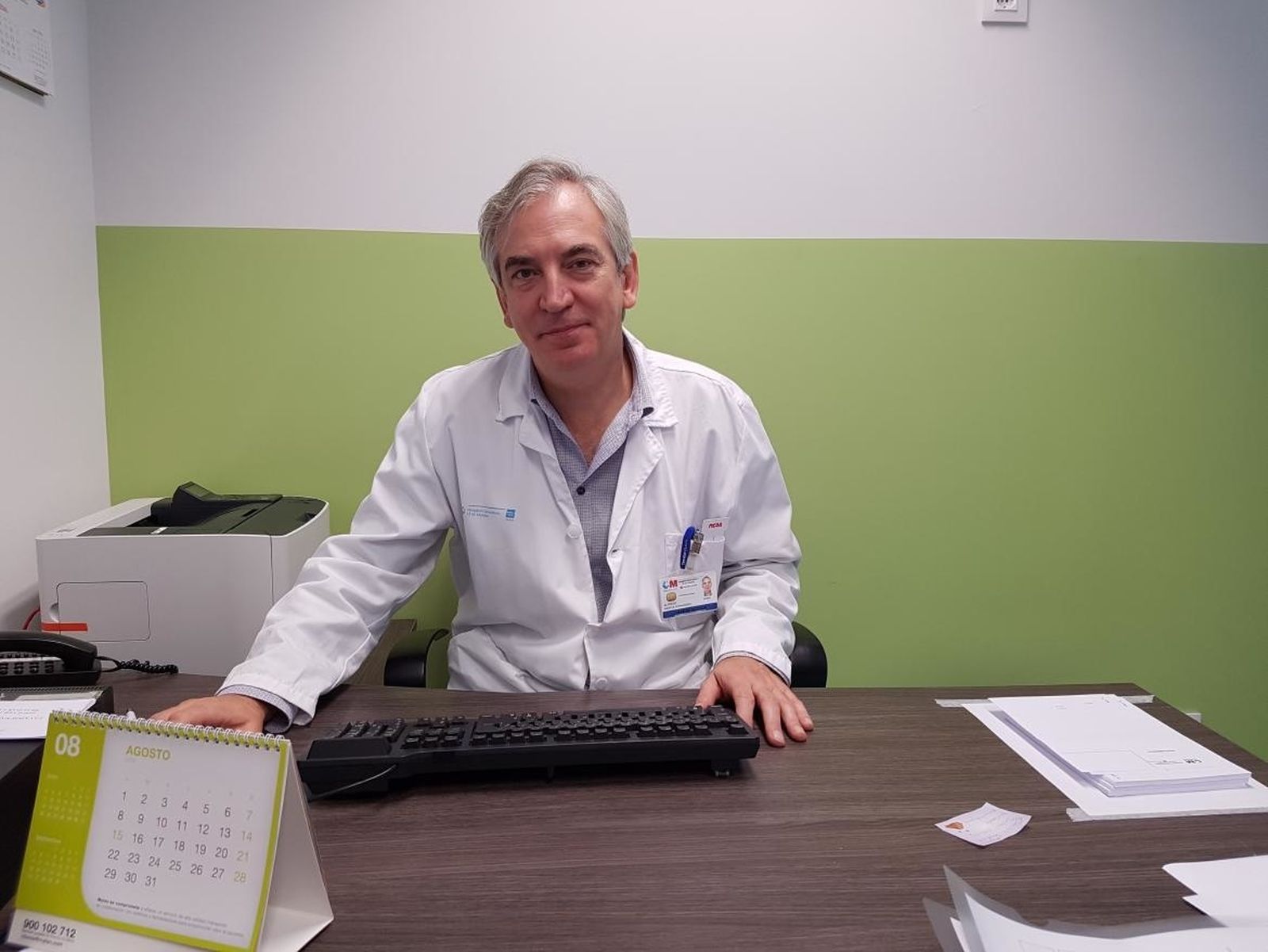 El doctor Alfredo García Fernández, jefe de Servicio de Otorrinolaringología del Hospital Universitario 12 de Octubre