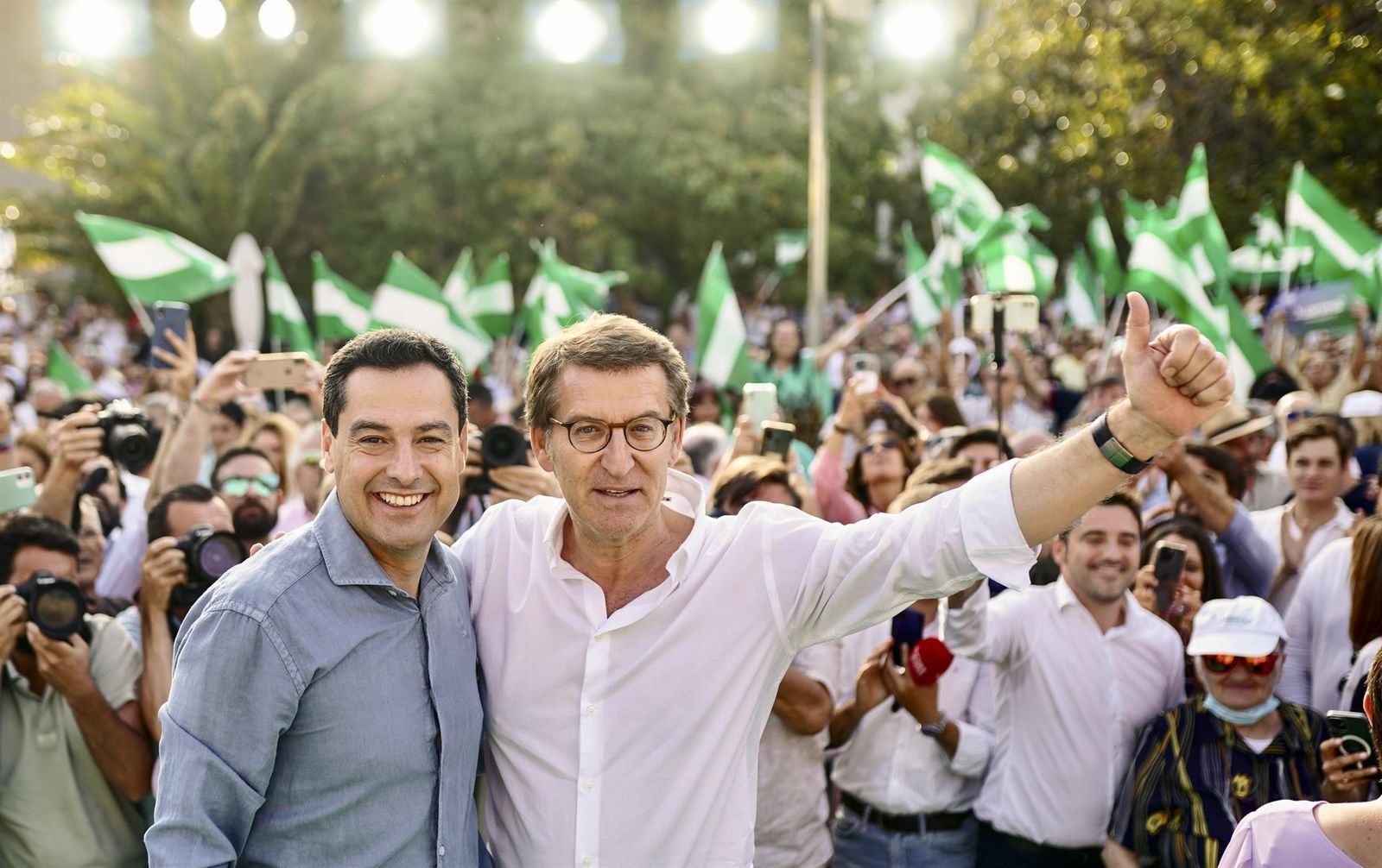 Núñez Feijóo en el mitin de Juanma Moreno