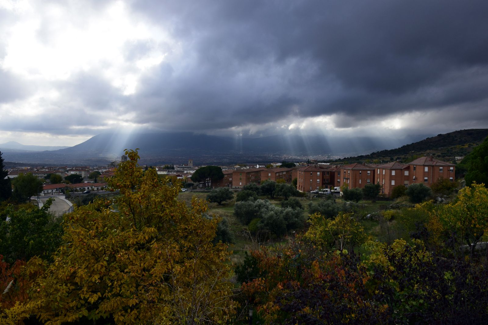Nubes de lluvia en Cebreros