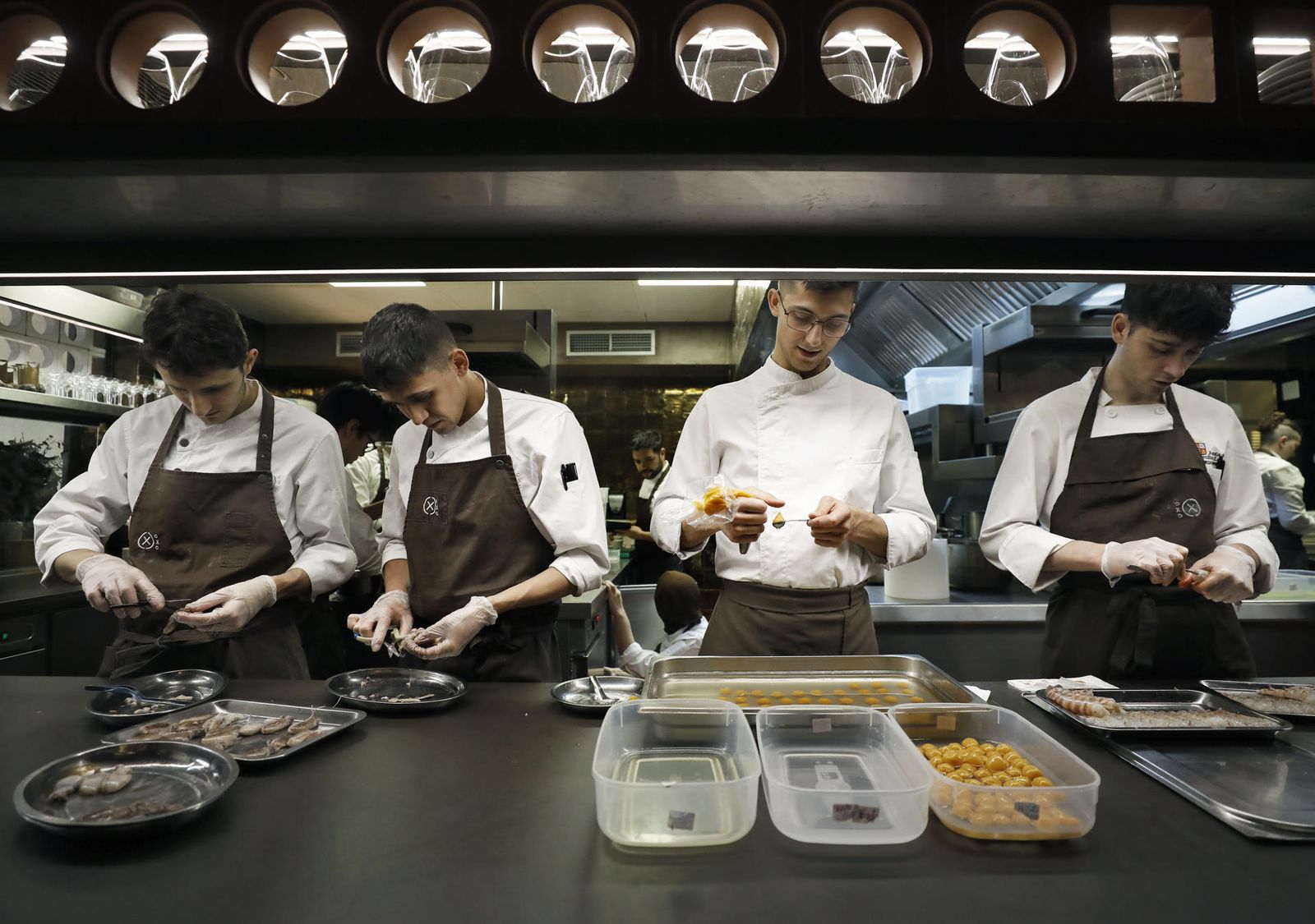 Cocina del restaurante barcelonés 'Disfrutar', elegido el mejor del mundo