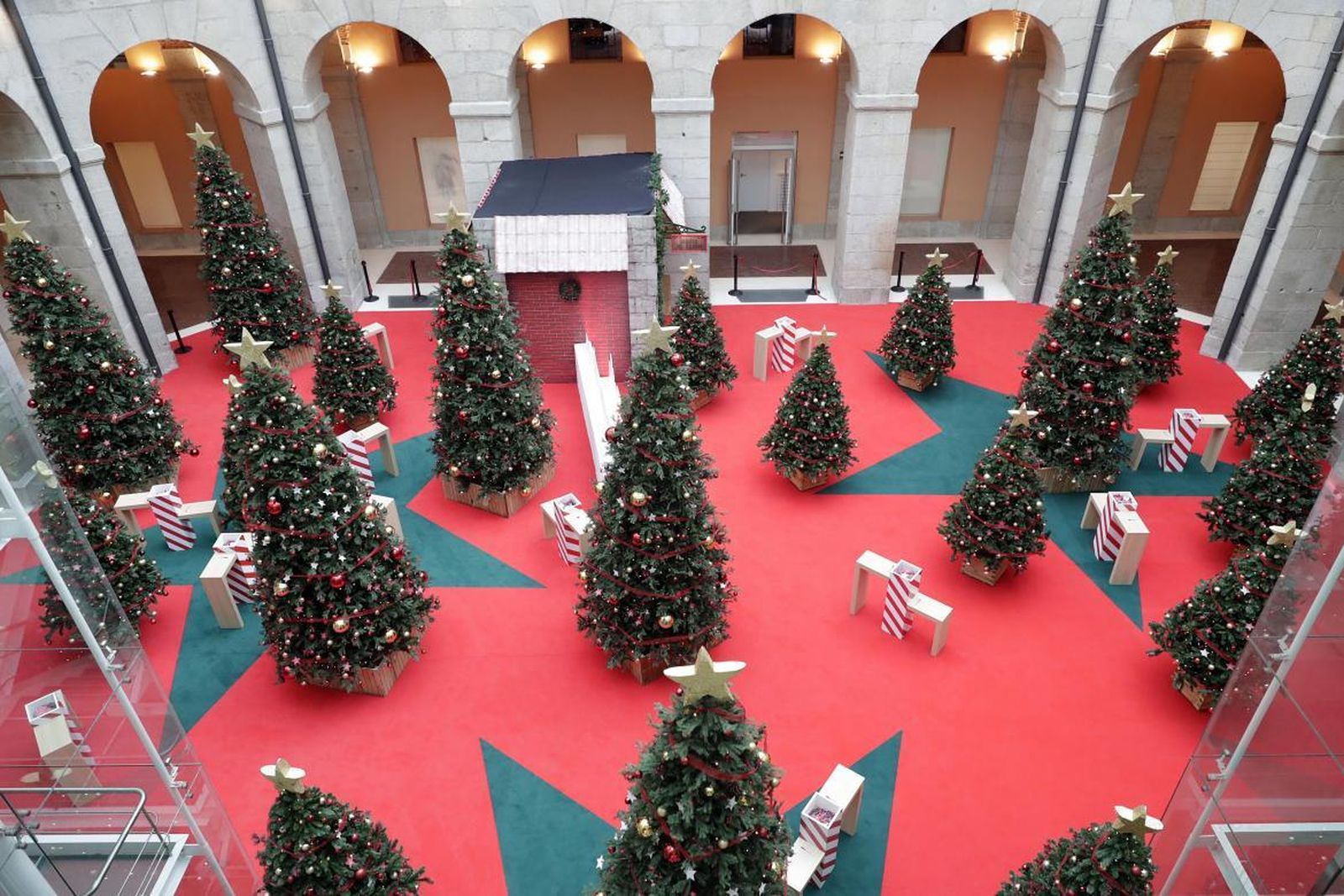Bosque de los deseos en la Casa Real de Correos