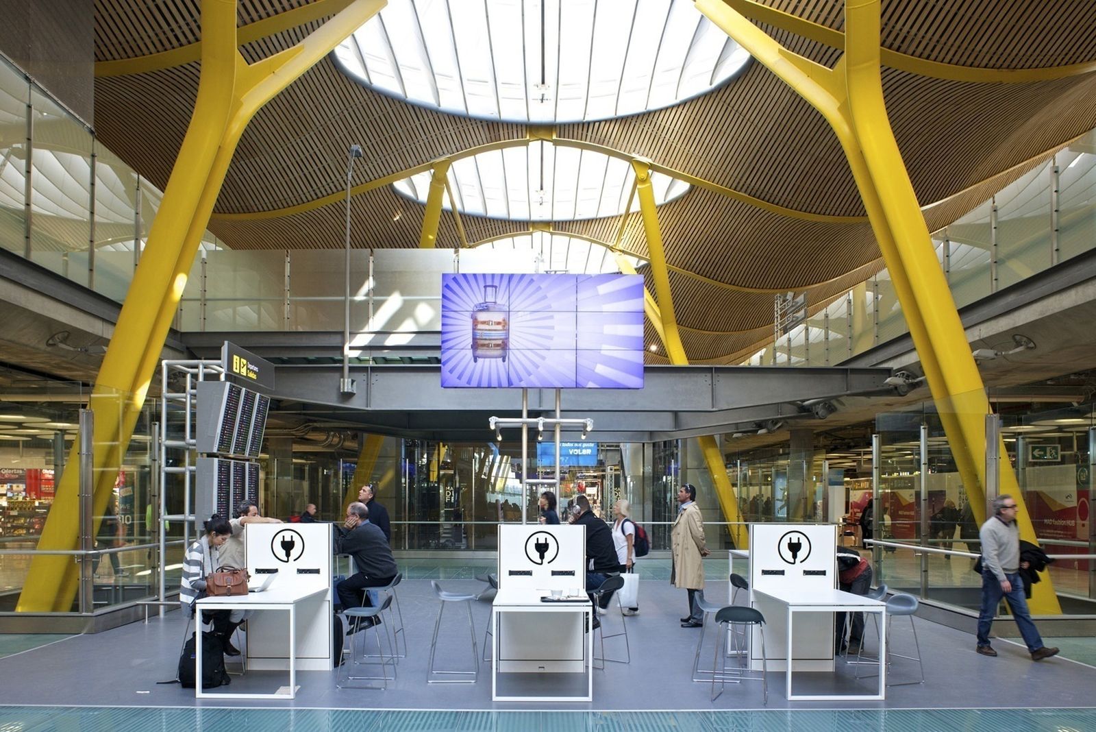 Sala de inadmitidos del aeropuerto de Barajas. Imagen de archivo