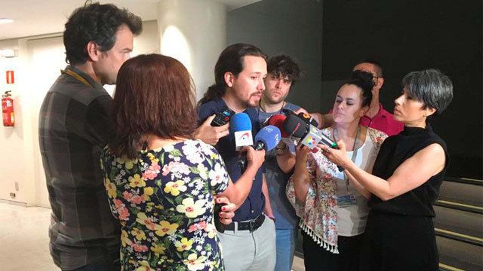 Pablo Iglesias insta al PSOE a aclarar con quien va a pactar