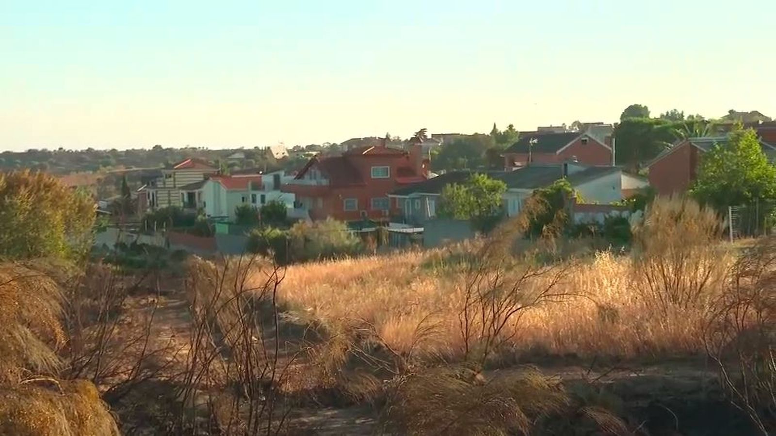 Los vecinos desalojados de Navalcarnero y Casarrubios regresan a sus casas