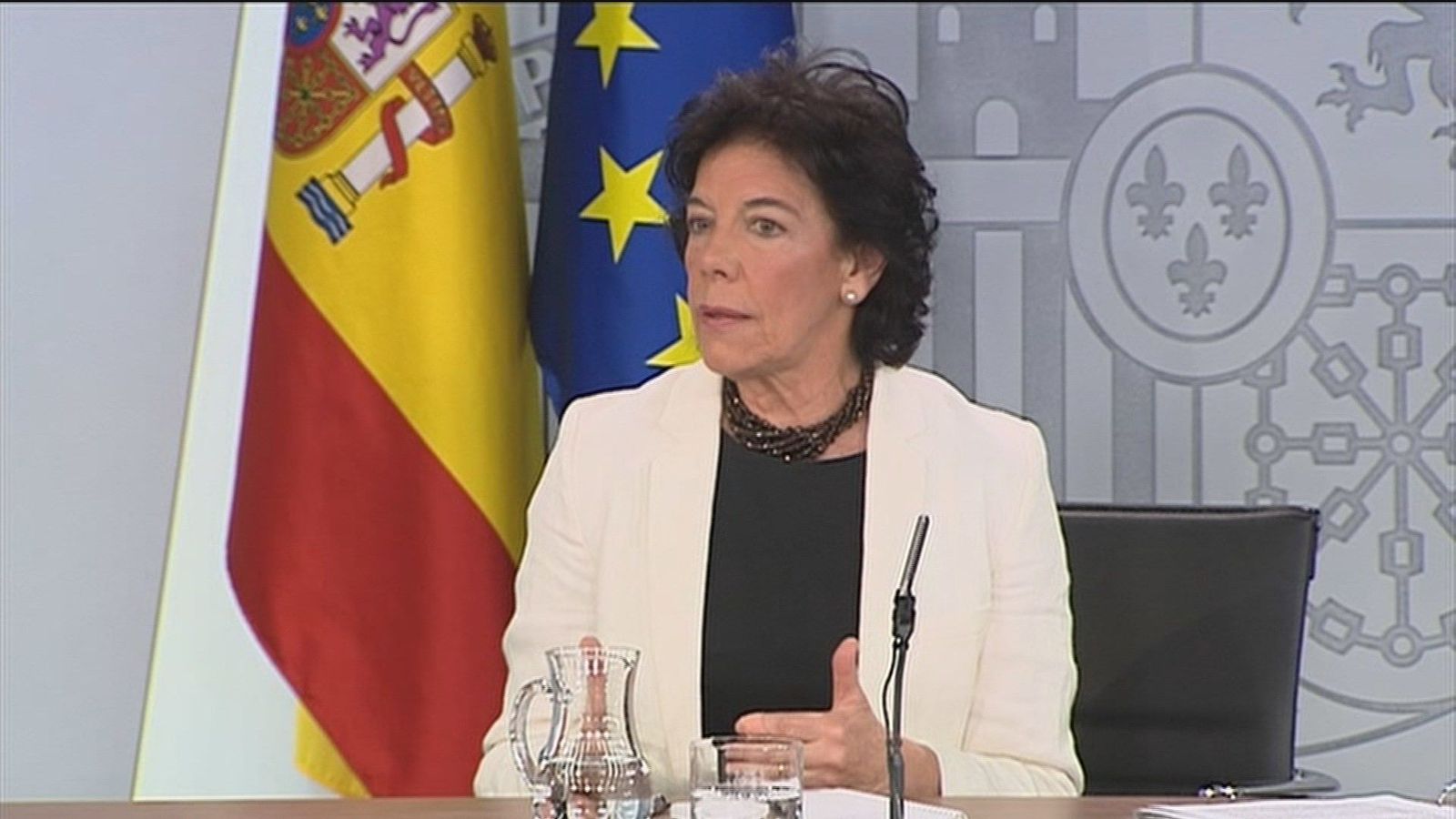 Celaá cree inasumible "sacrificar" el "interés general" al de Iglesias