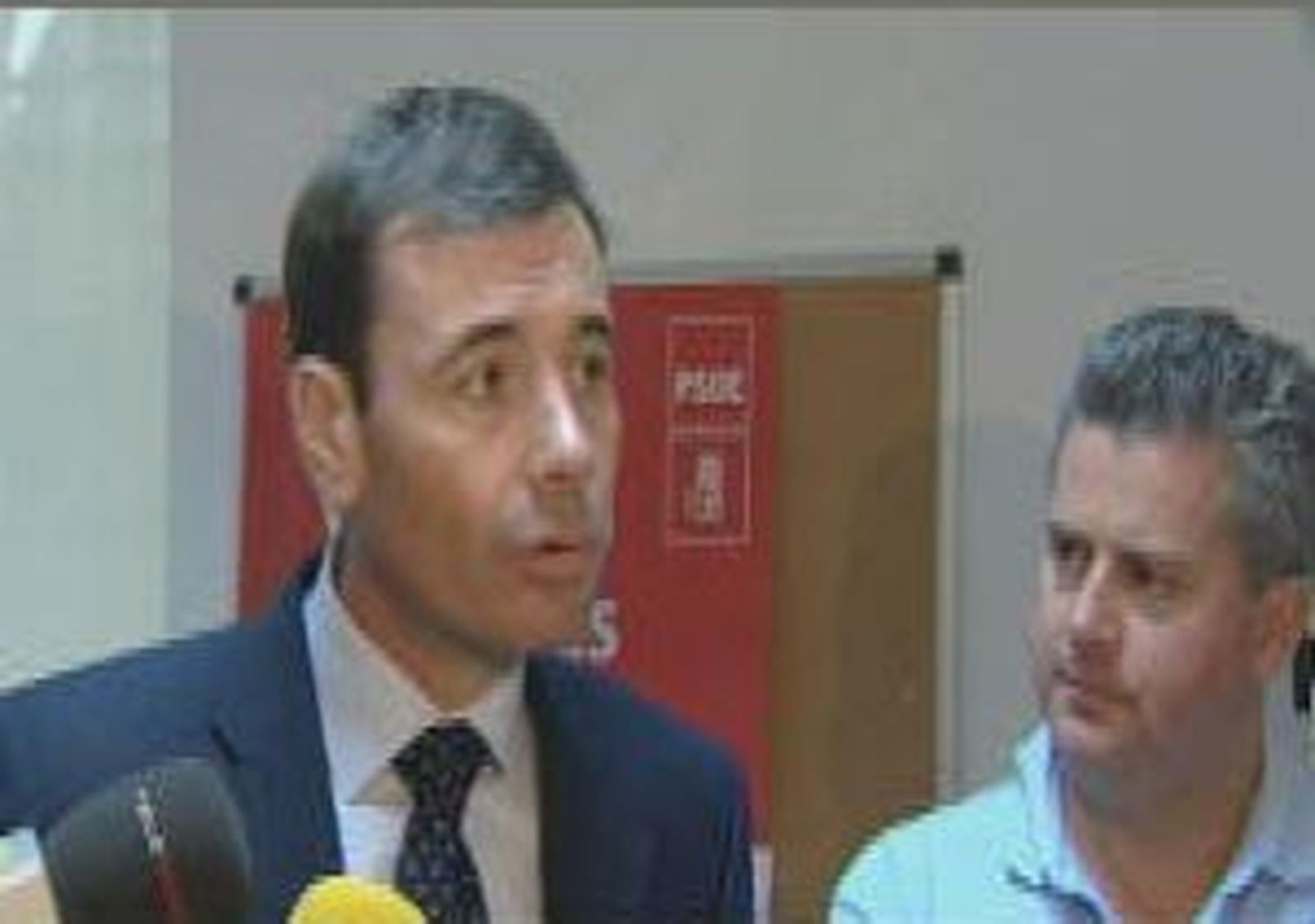 Granados considera a Tomás Gómez "inhabilitado para la política" por la deuda de Parla