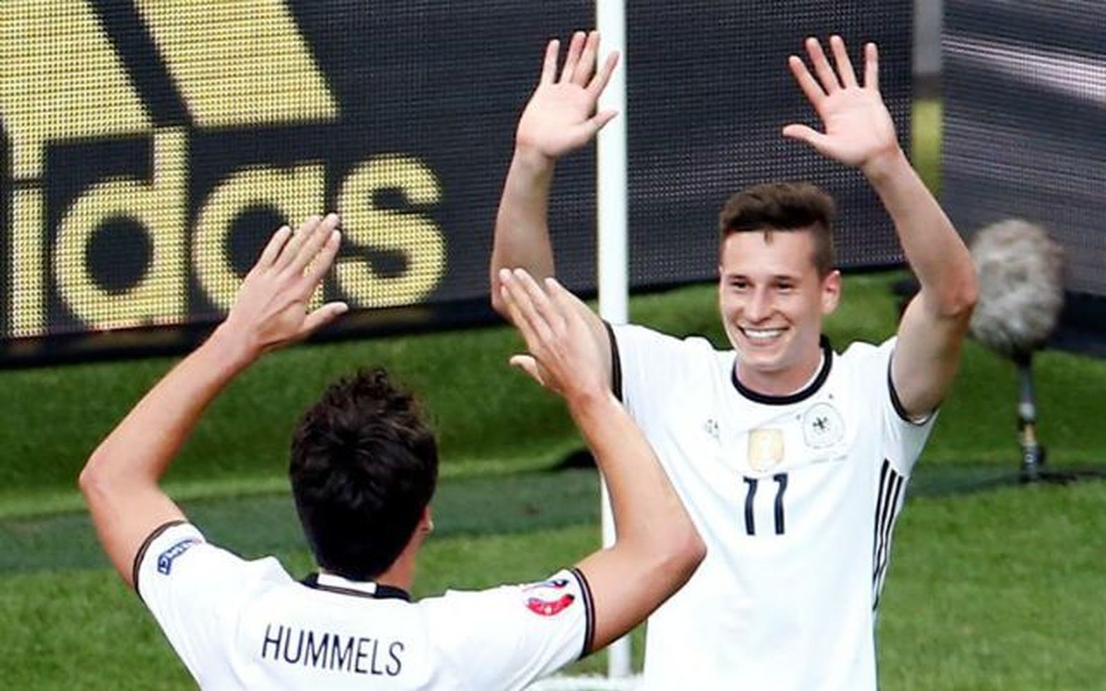 3-0. Alemania arrolla a Eslovaquia camino de cuartos