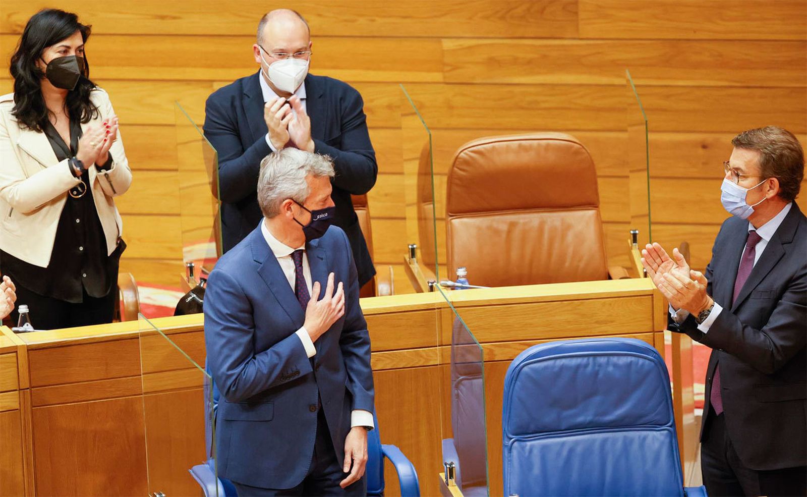 Alfonso Rueda investido presidente de la Xunta de Galicia en sustitución de Feijóo