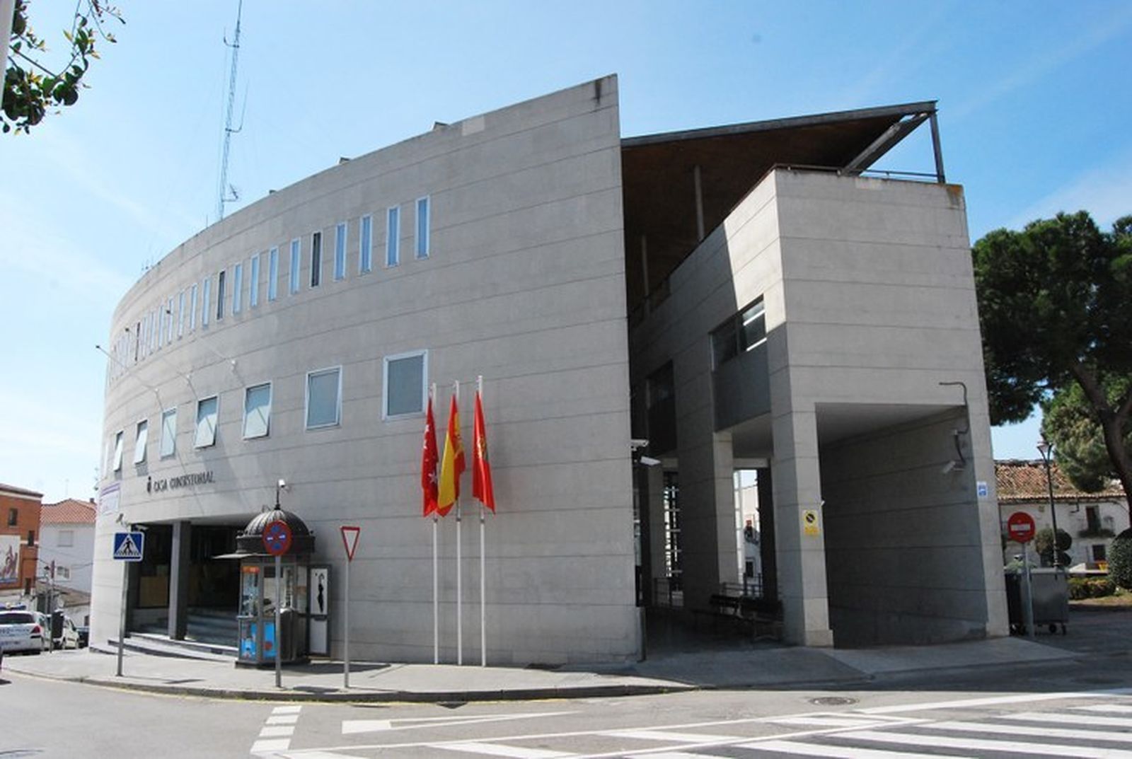 El Ayuntamiento de Parla convoca 24 plazas de auxiliares administrativos