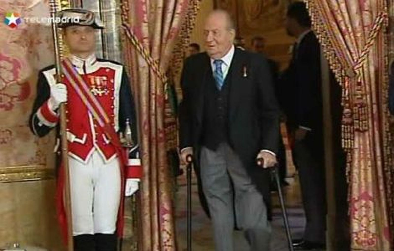 El Rey no tiene ninguna intención de abdicar ni Zarzuela trabaja en un plan de este tipo