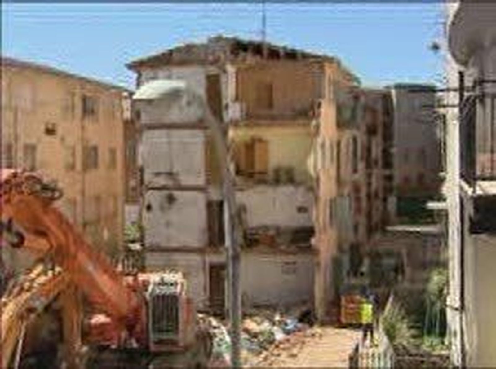 edificio_collado_2010727V0.wmv