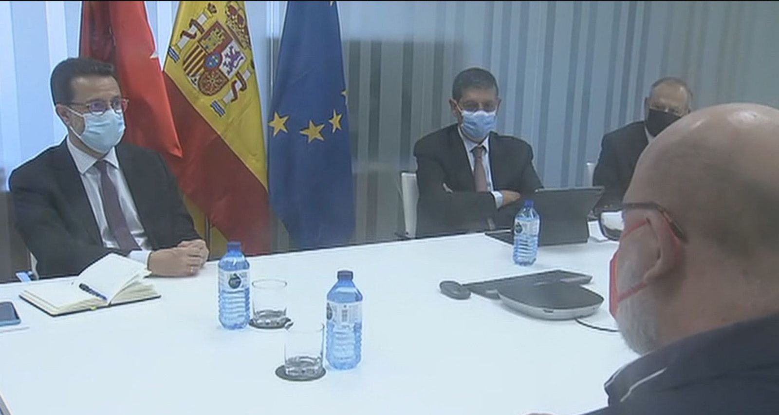 La Comunidad de Madrid y UGT abordan la política fiscal, ayudas a pymes y gestión de fondos europeos