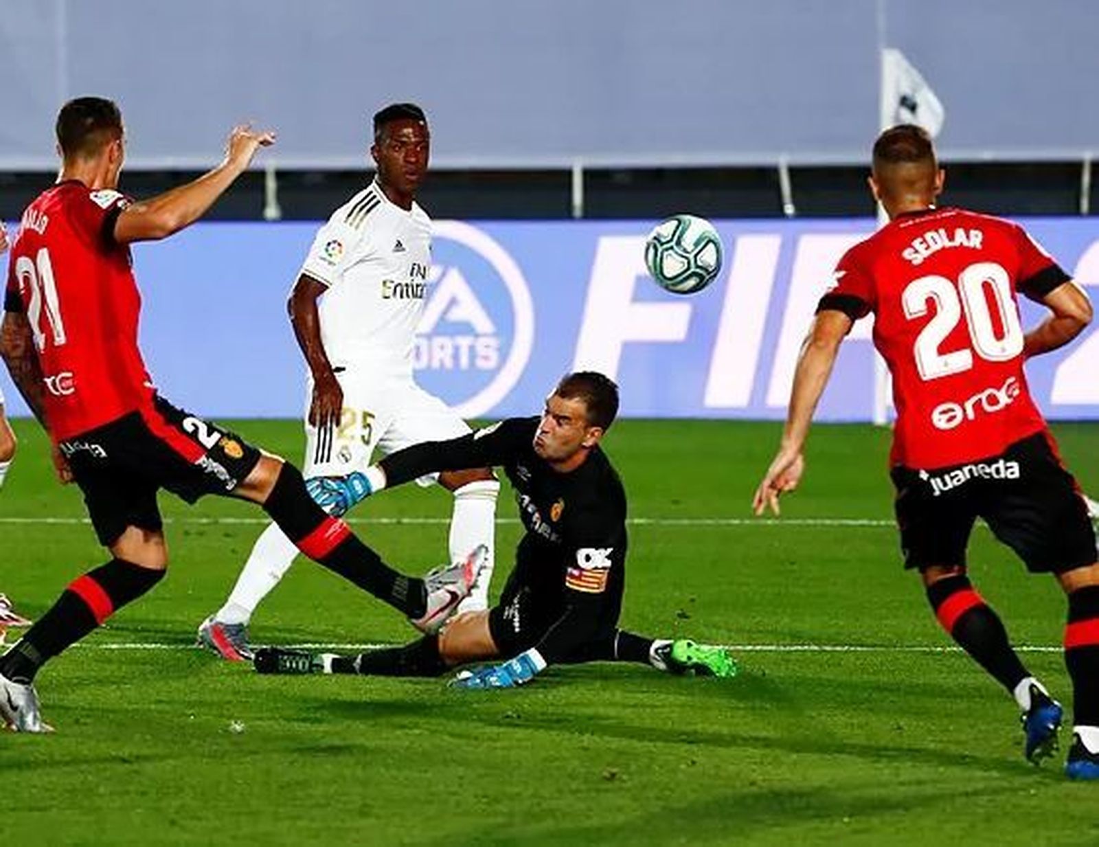 Vinicius ante el Mallorca