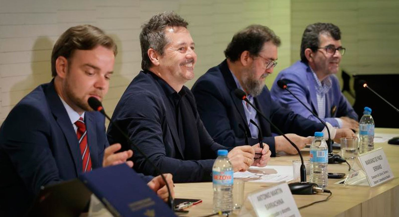 La Comunidad homenajea a Jacinto Benavente con una edición facsímil de 'Los intereses creados'