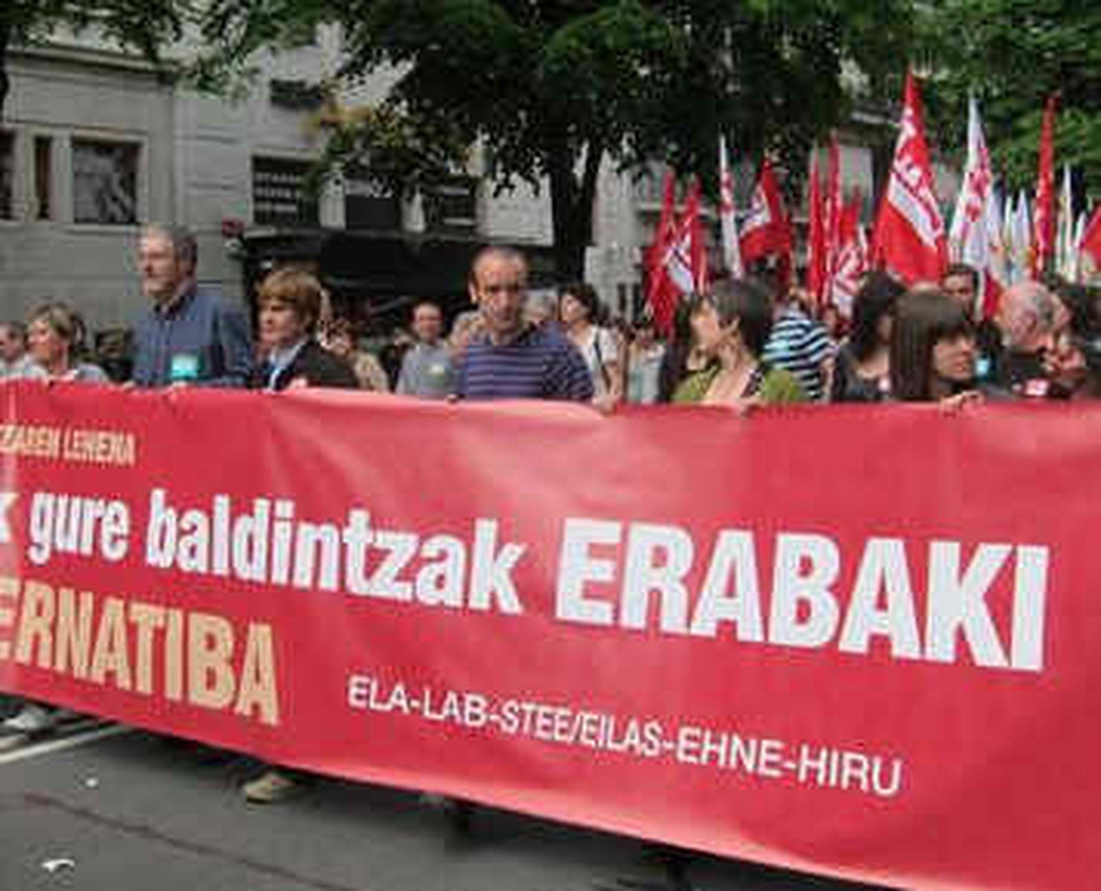 Los sindicatos nacionalistas se manifiestan unidos en Bilbao
