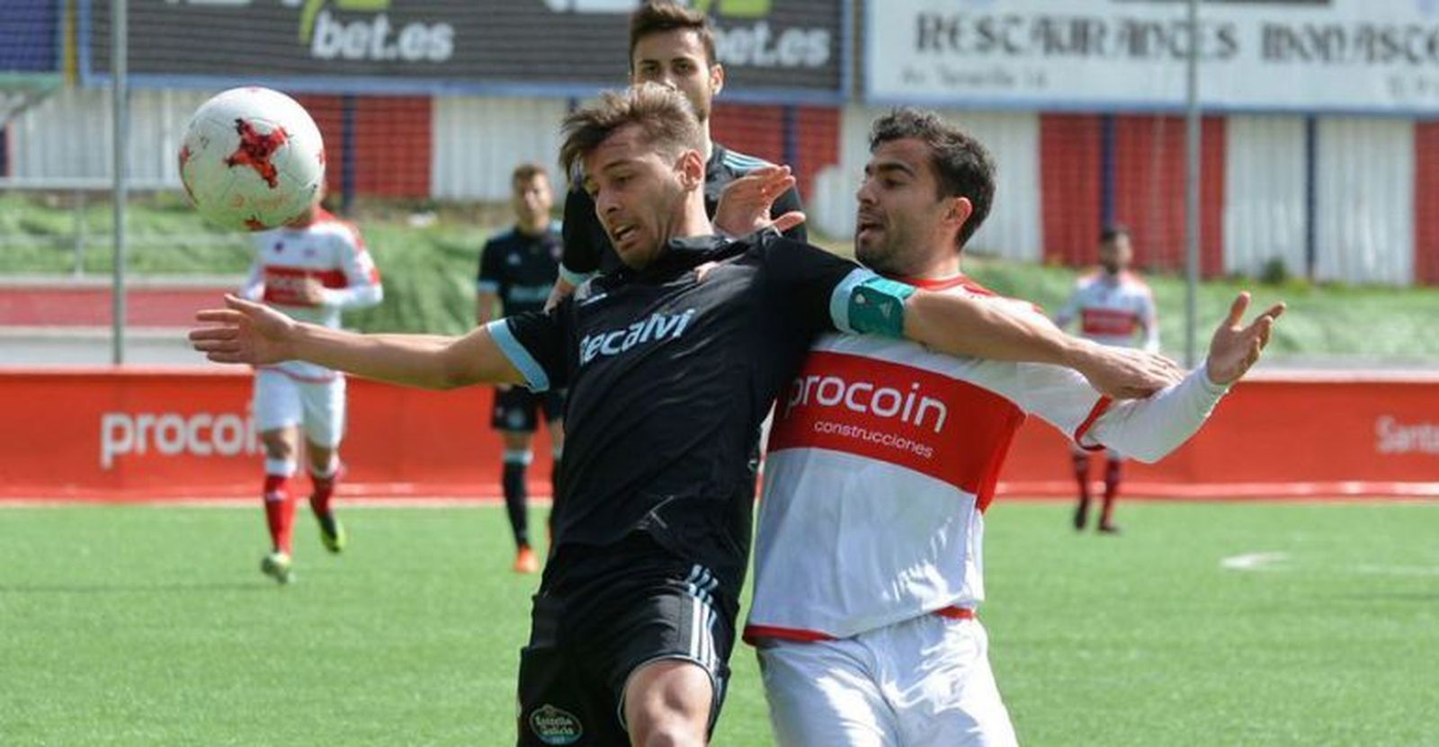 Un Sanse lanzado recibe al Celta B en La Otra