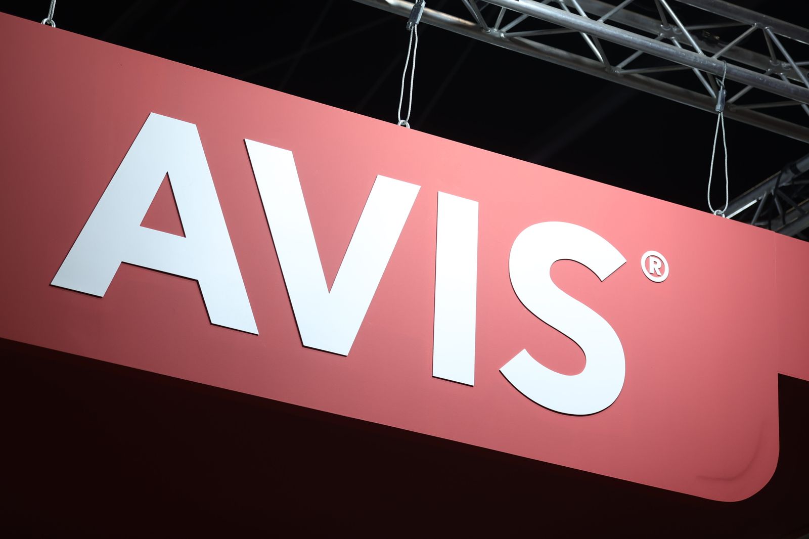 AVIS