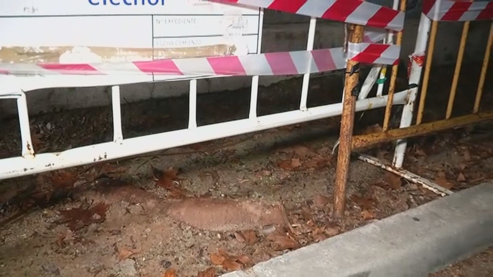 Los vecinos en ‘pie de guerra’ por una acera en Mejorada del Campo