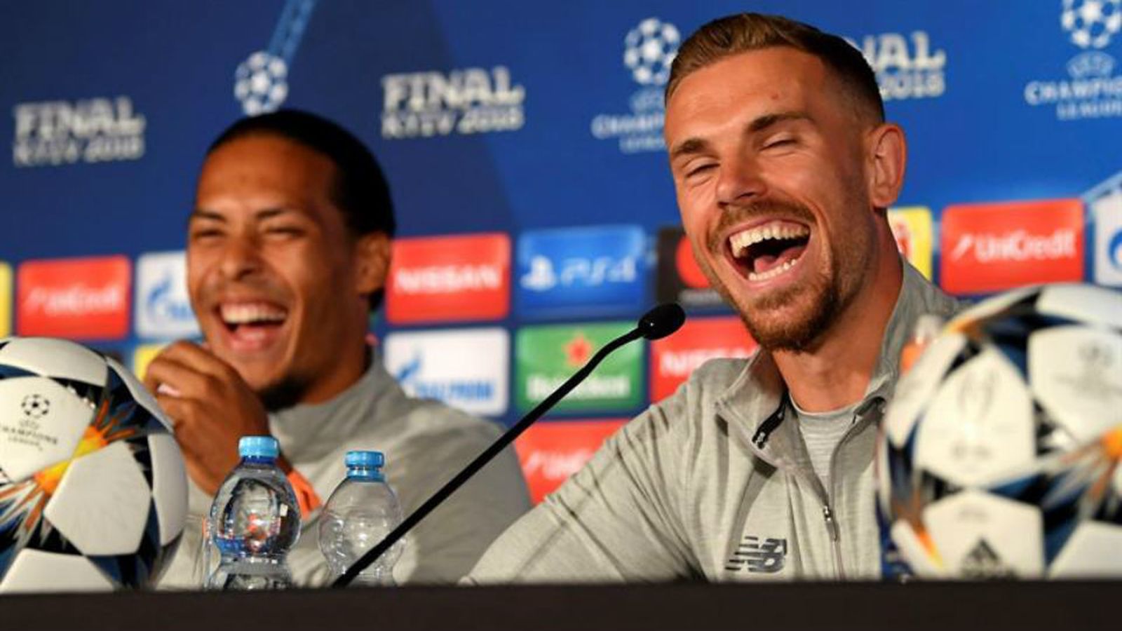 Van Dijk y Henderson