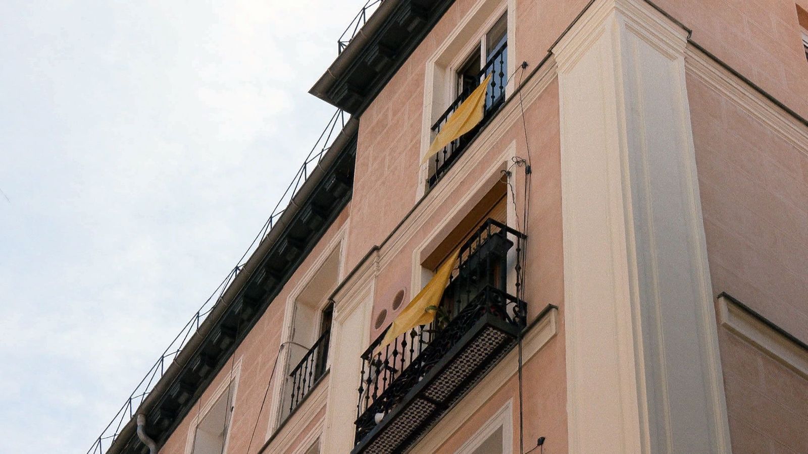 La pesadilla continúa para los vecinos del narcopiso desmantelado en Lavapiés