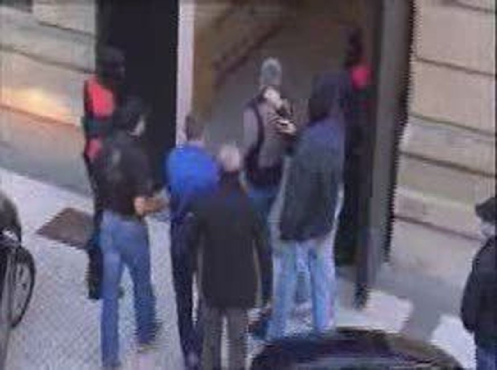 El Tribunal Supremo absuelve a los guardias civiles condenados por torturas a Portu y Sarasola