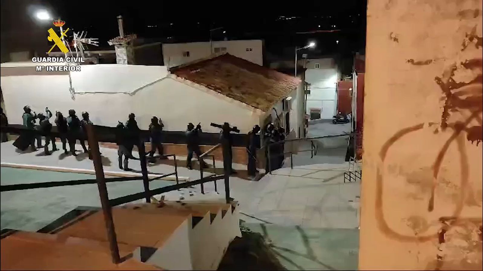 Detienen en Valencia a una abuela y a su nieto menor de edad por tráficar con droga
