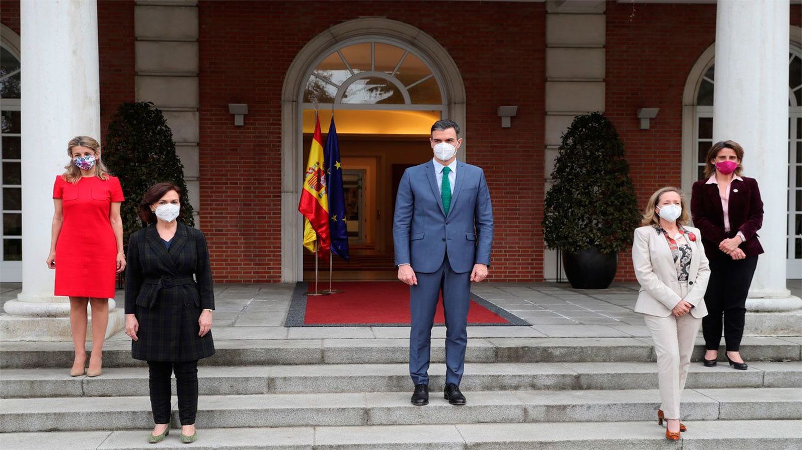 Sánchez presume de gobierno feminista