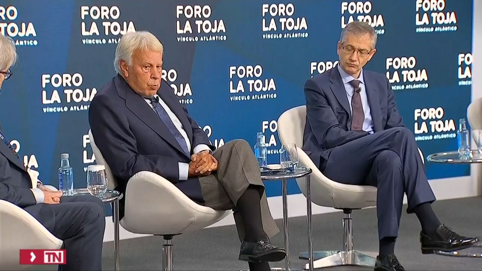 Felipe González carga contra Sánchez