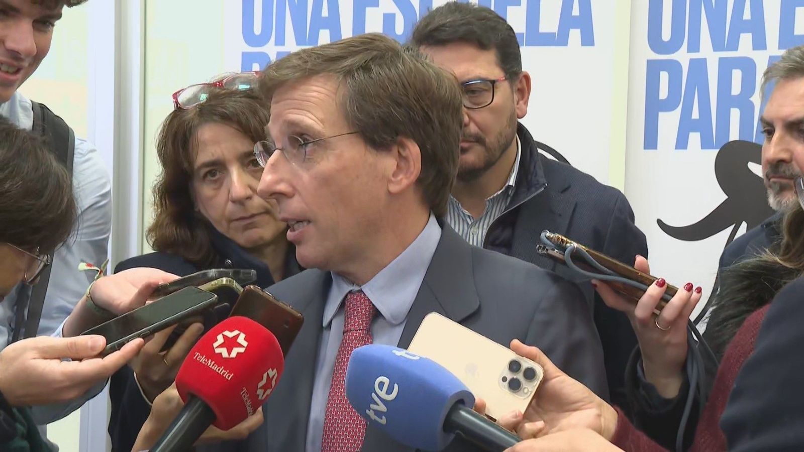 Almeida cifra en más de 70 millones el retorno directo a Madrid del partido NLF en el Bernabeu